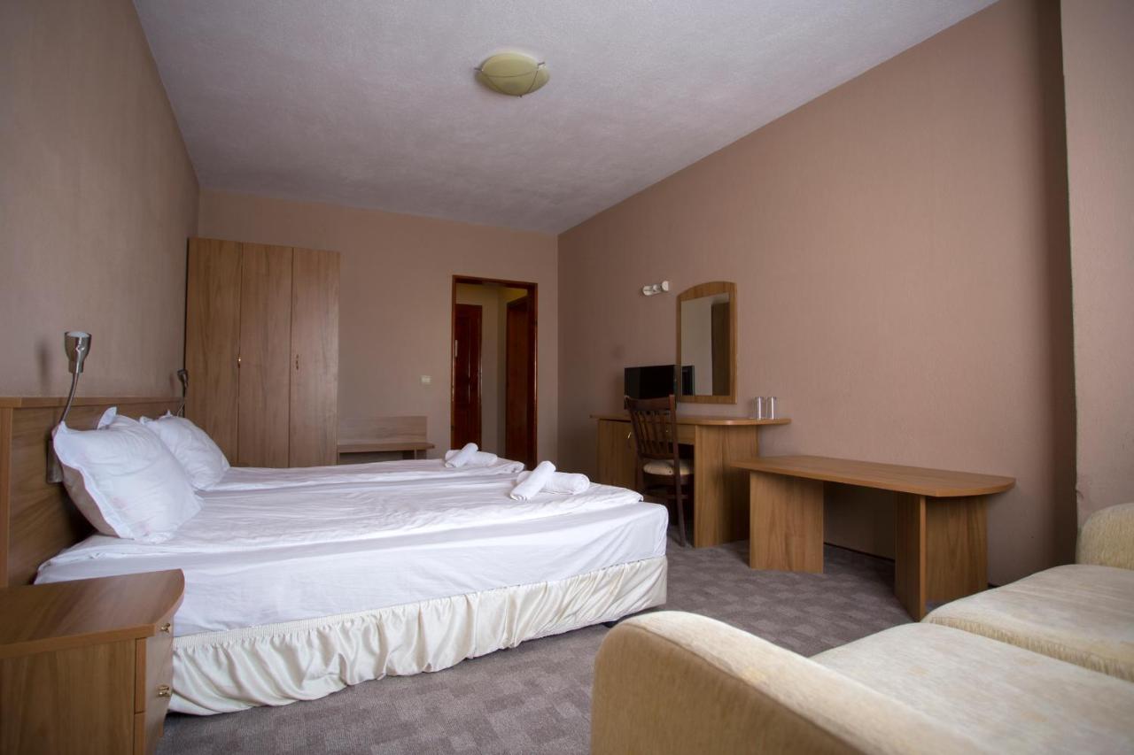Family Prim Hotel Sandanski Exteriör bild