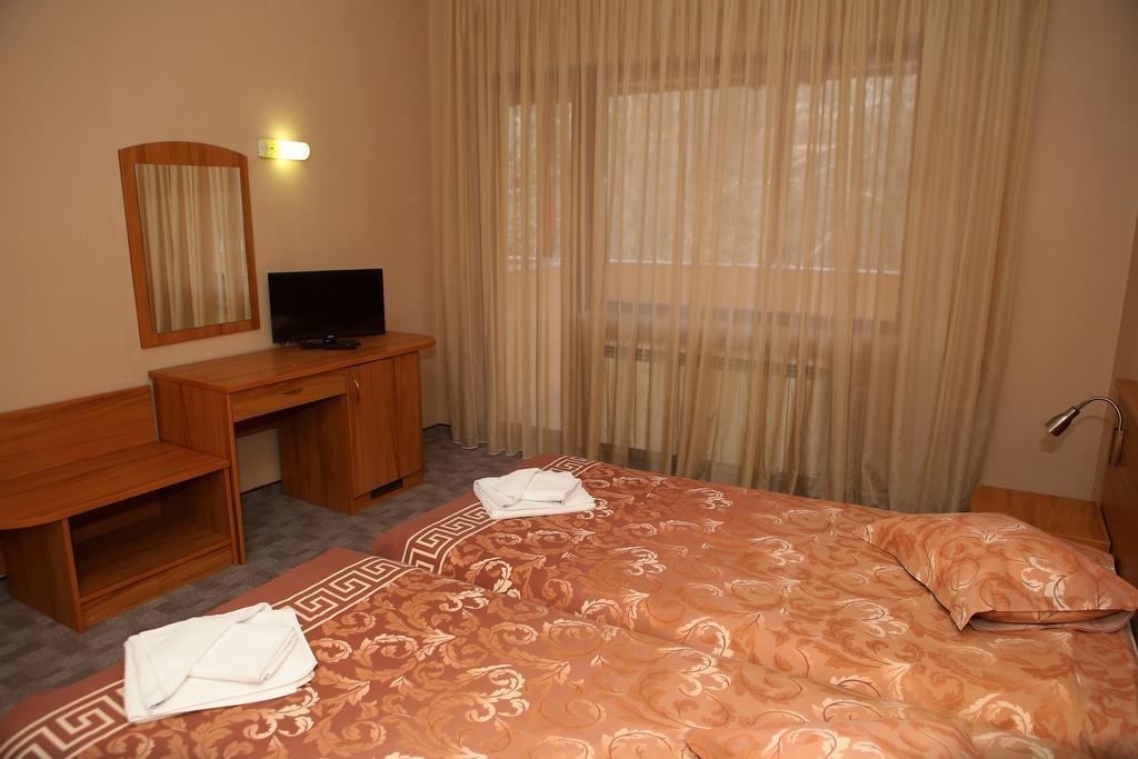 Family Prim Hotel Sandanski Exteriör bild